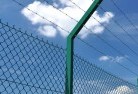 Extonbarbed-wire-fencing-8.jpg; ?>